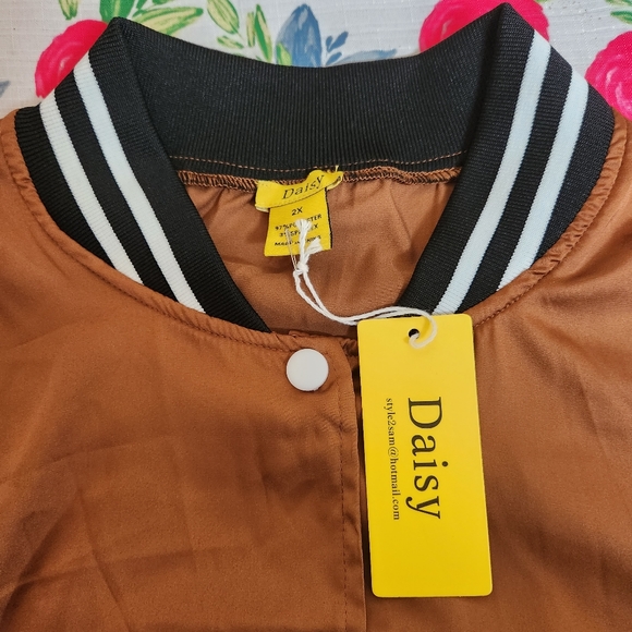 RUSTY BROWN SATIN ☆ BASEBALL STYLE ☆ CROPPED LIGHTWEIGHT JACKET ☆ NWT - Picture 6 of 6